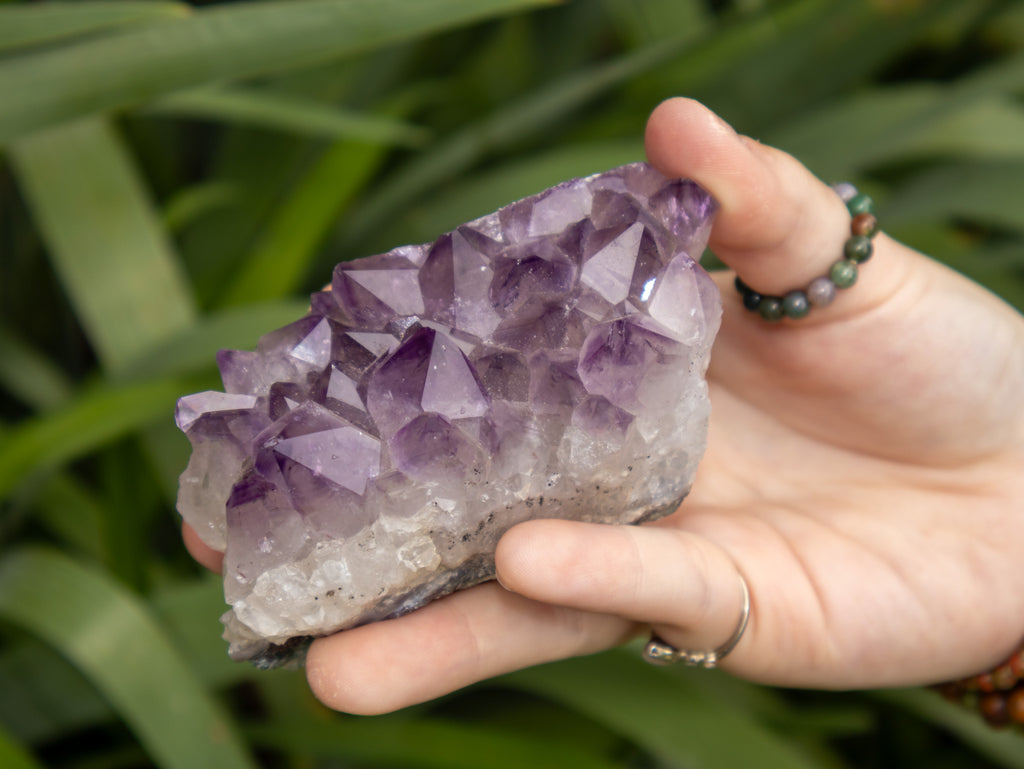 Amethyst Cutbase